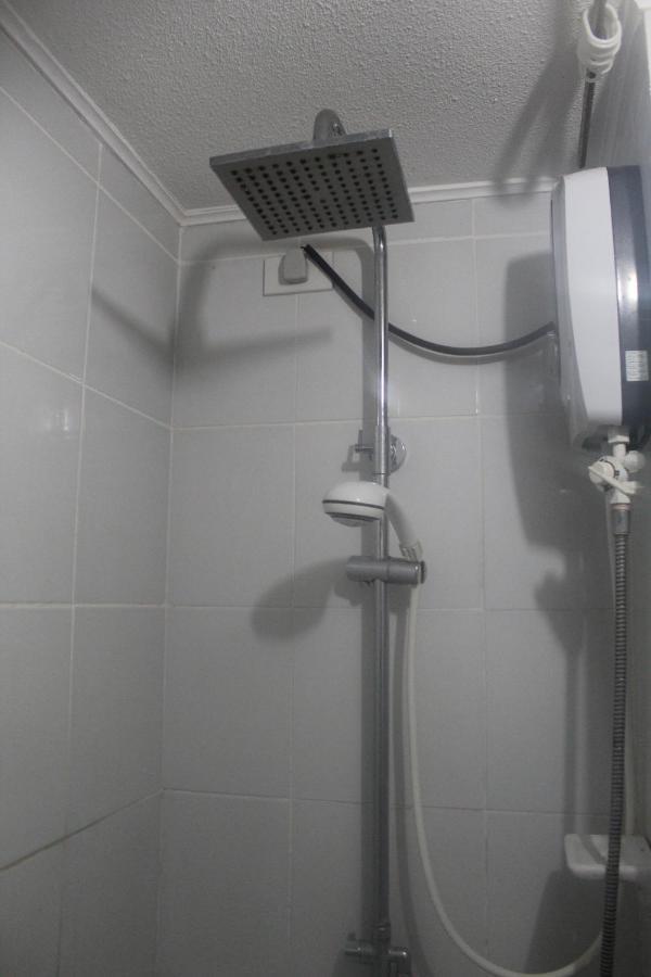 One Oasis A10 3Mins Walk Sm Mall,Free Pool - Wifi 达沃 外观 照片